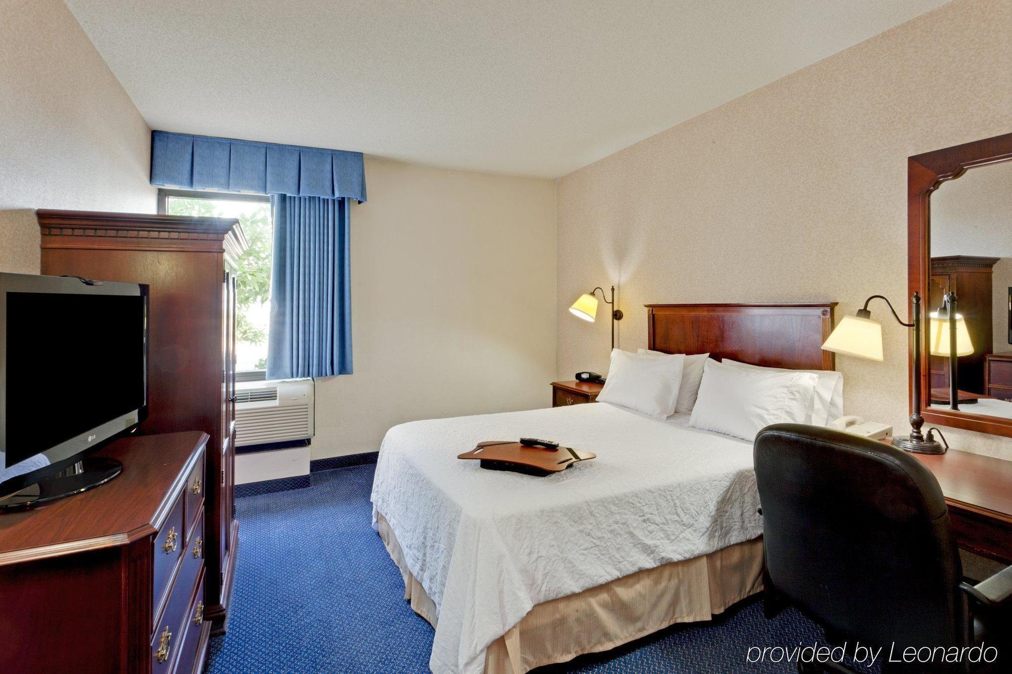 Hampton Inn Harrisonburg - University Pokoj fotografie